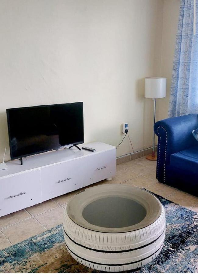 Rubi Apartment Naivasha Buitenkant foto